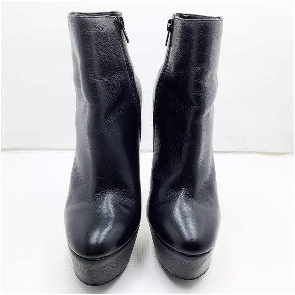 {Steve Madden} Deceitful Platform Ankle Boot - Picture 2 of 11